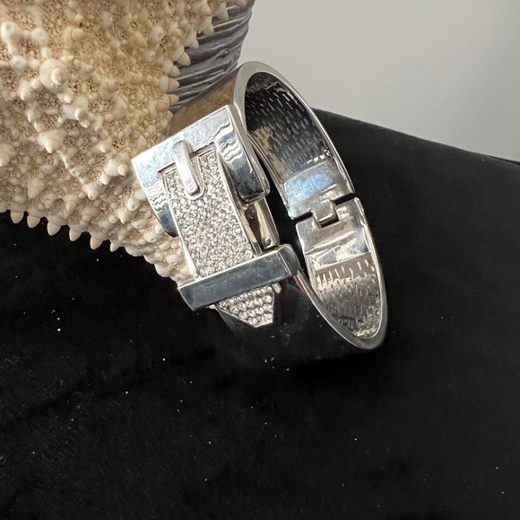 COPY - Belt Buckle Bangle - Picture 3 of 3